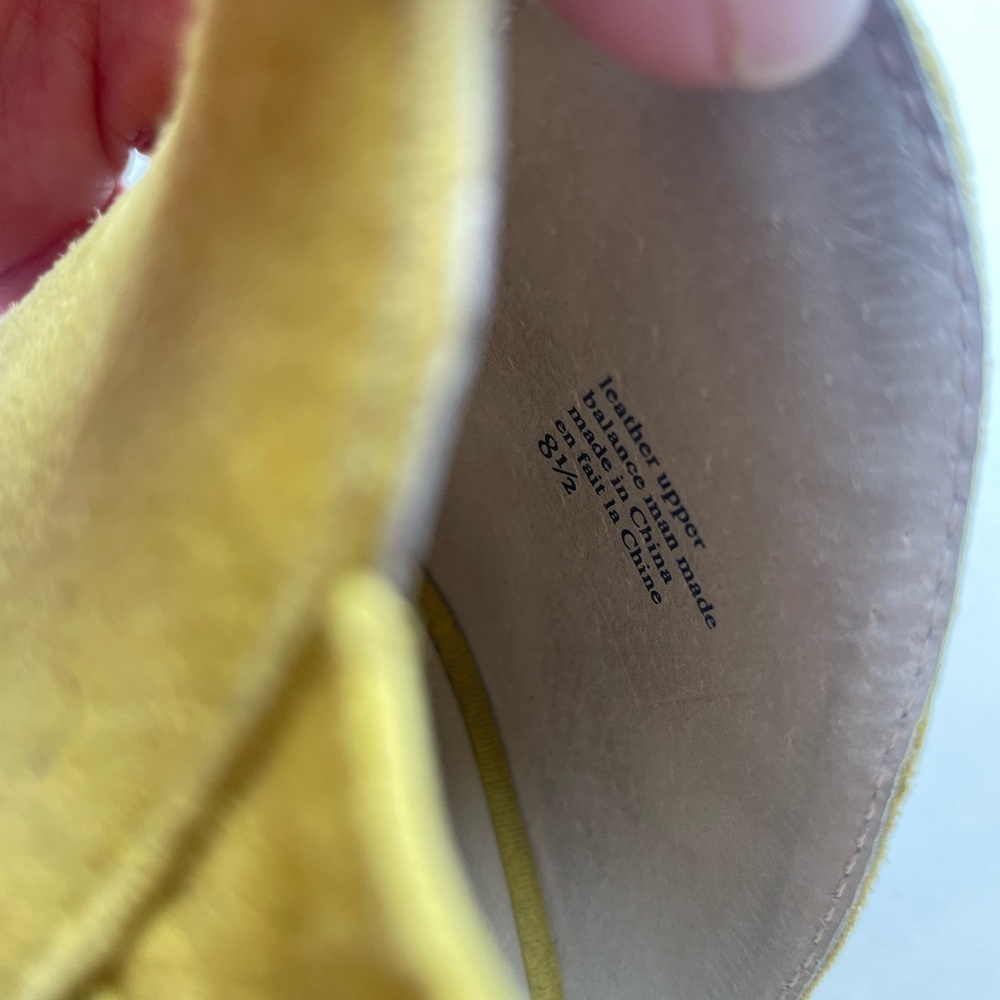 Anthropologie Seychelles Retro Ruffle Yellow Heel - Picture 5 of 12